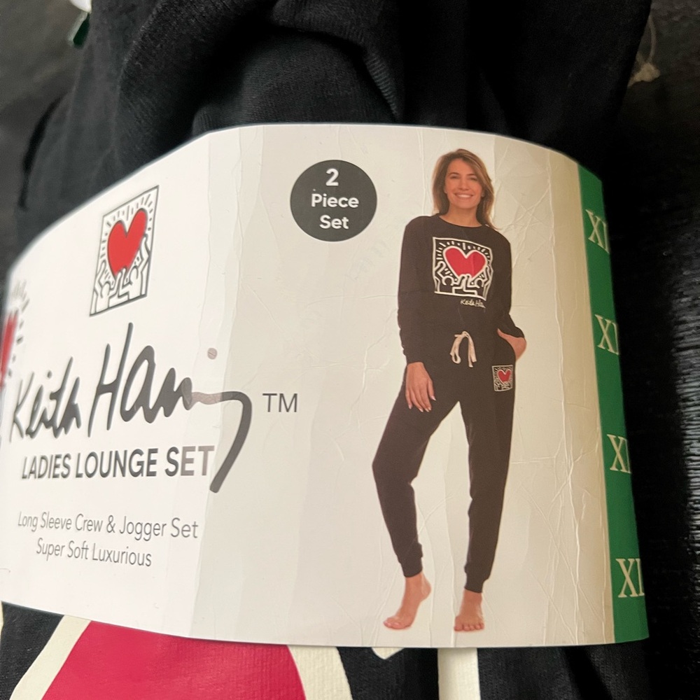 Keith Haring Women's Lounge Set. Long Sleeve Crew & Jogger. XL. New With Tags. - Picture 8 of 9